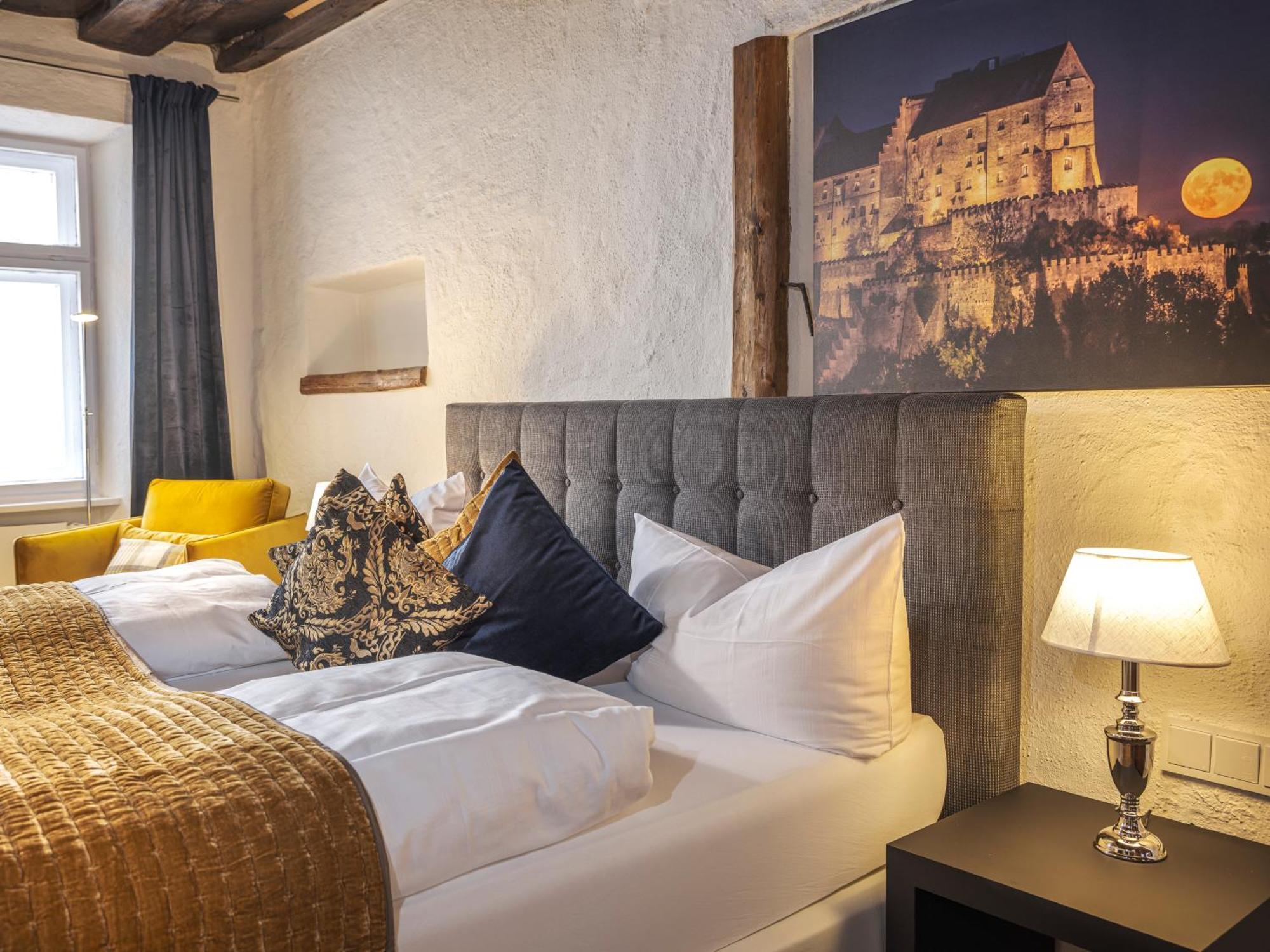 Hotel Post Бургхаузен Екстериор снимка