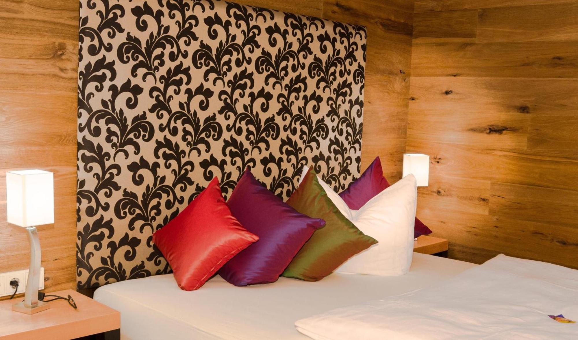 Hotel Post Бургхаузен Екстериор снимка
