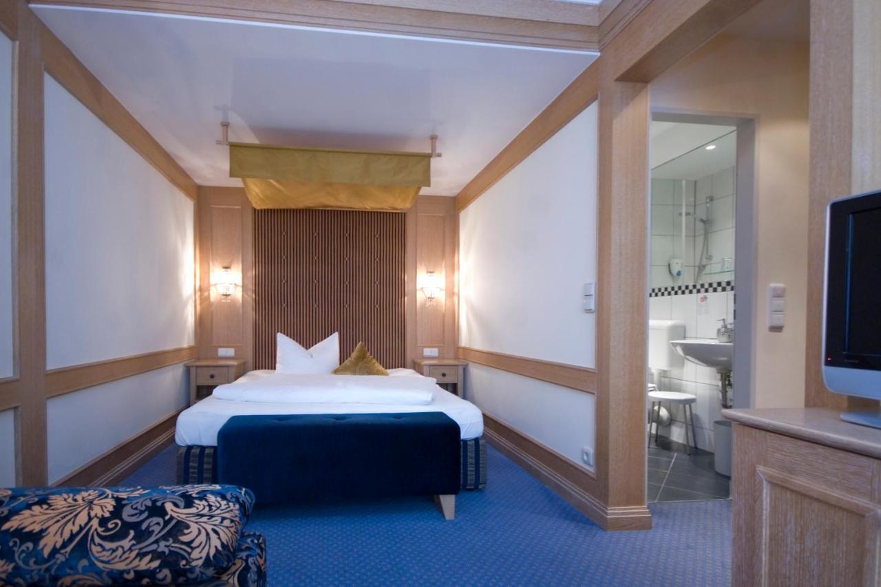 Hotel Post Бургхаузен Екстериор снимка