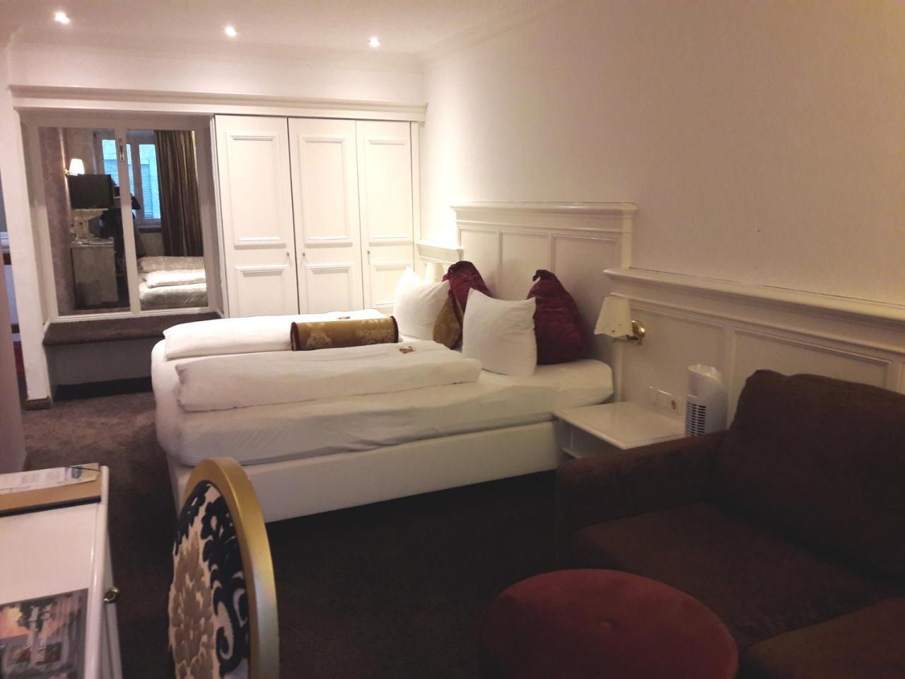 Hotel Post Бургхаузен Екстериор снимка